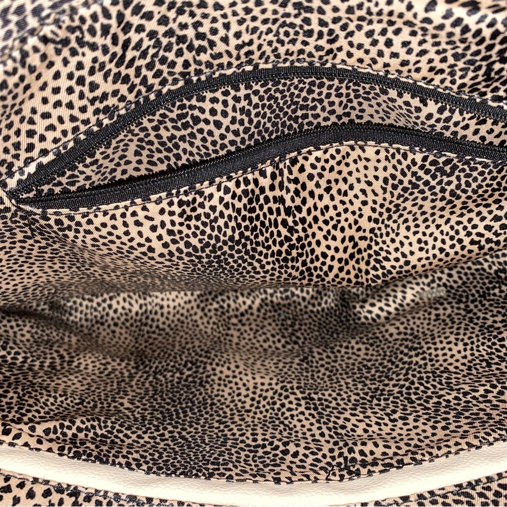 NWOT Purse like new inside and out